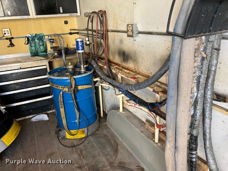 image for item DS2652 2017 W-W Trailers  enclosed cargo trailer