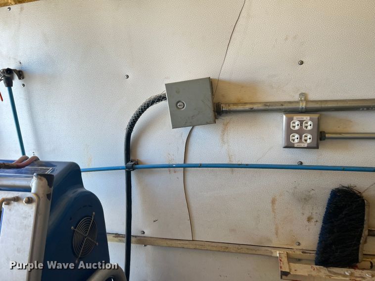 image for item DS2652 2017 W-W Trailers  enclosed cargo trailer