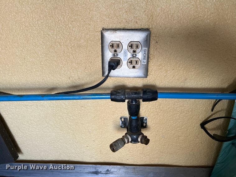 image for item DS2652 2017 W-W Trailers  enclosed cargo trailer