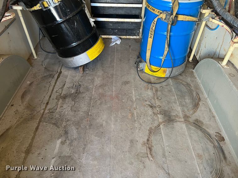 image for item DS2652 2017 W-W Trailers  enclosed cargo trailer