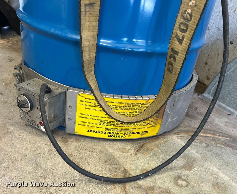 image for item DS2652 2017 W-W Trailers  enclosed cargo trailer