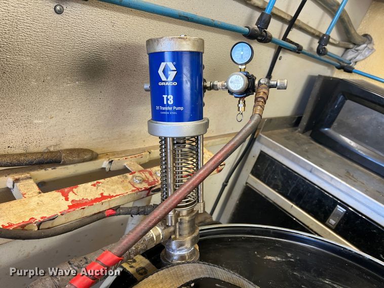 image for item DS2652 2017 W-W Trailers  enclosed cargo trailer