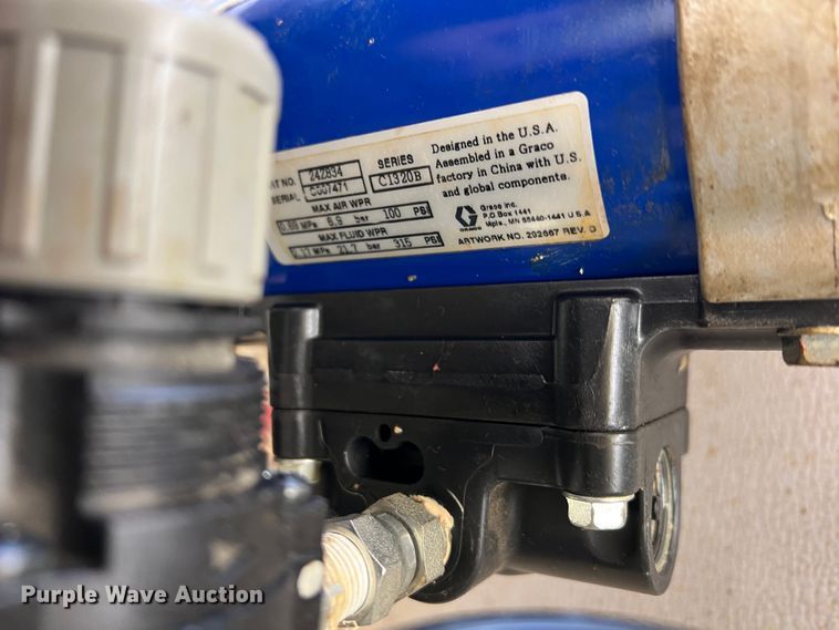 image for item DS2652 2017 W-W Trailers  enclosed cargo trailer