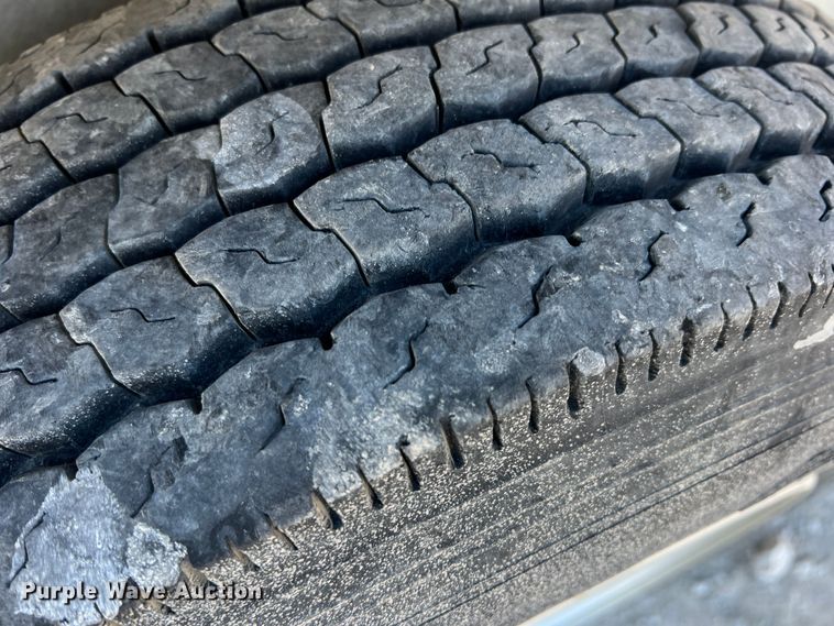 image for item DS2652 2017 W-W Trailers  enclosed cargo trailer