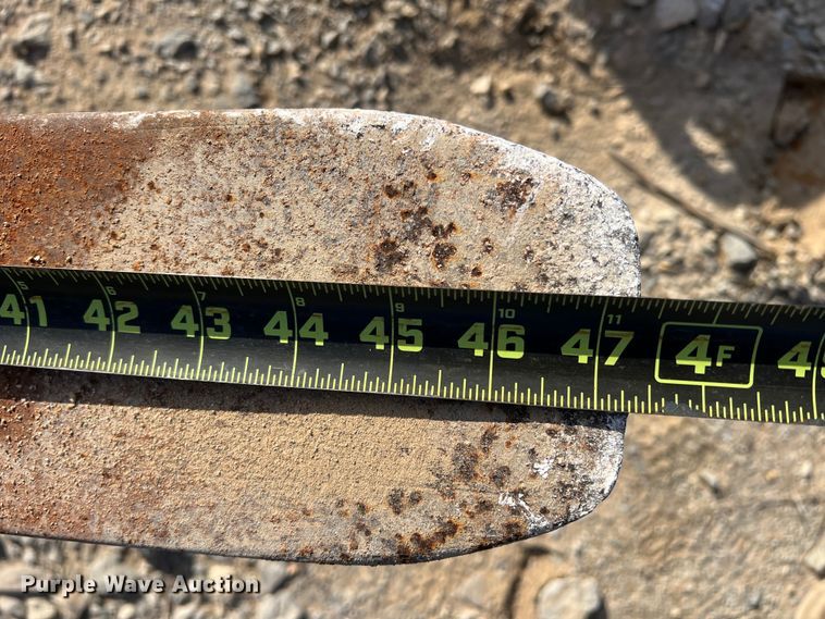 image for item DS2653 4'L forks