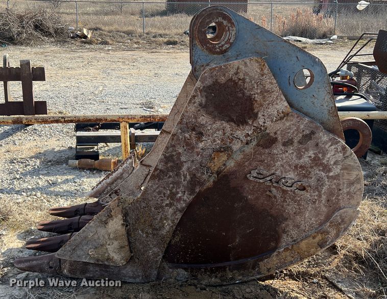 image for item DS2654 Esco  excavator bucket