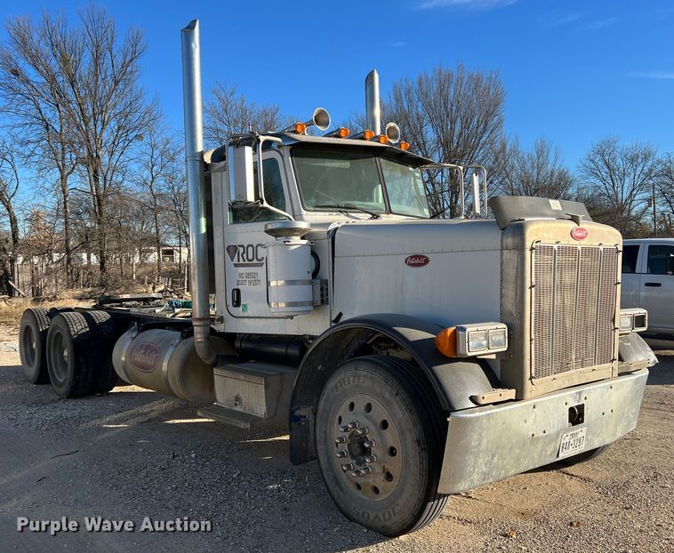 image for item DS2662 2006 Peterbilt 379  semi truck