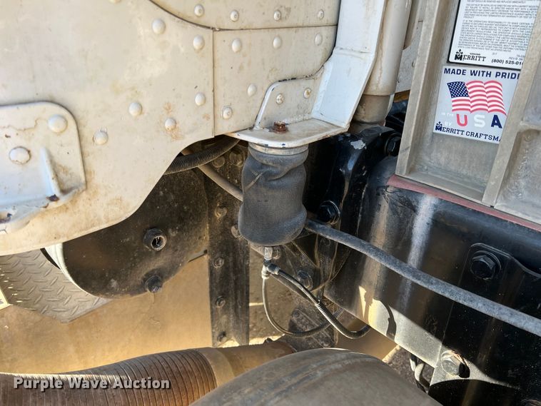 image for item DS2662 2006 Peterbilt 379  semi truck