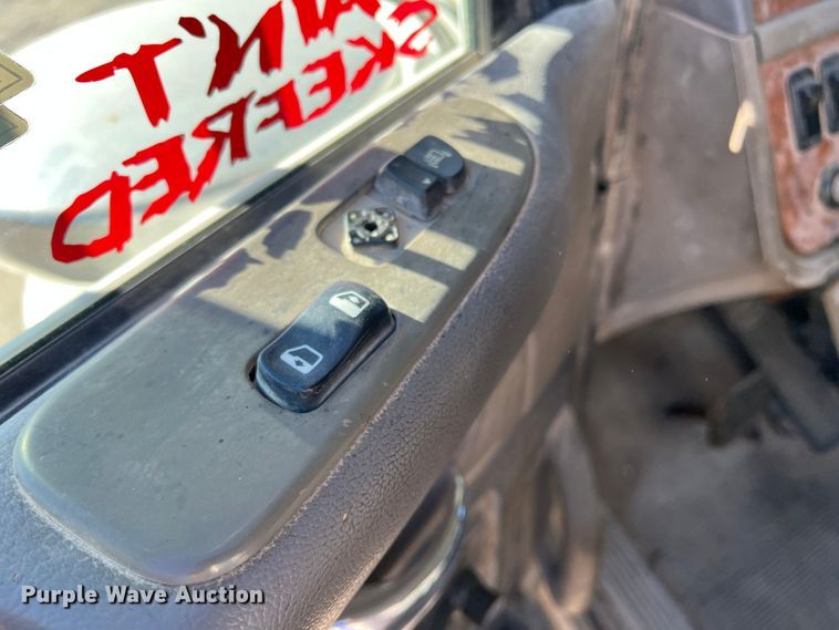 image for item DS2662 2006 Peterbilt 379  semi truck