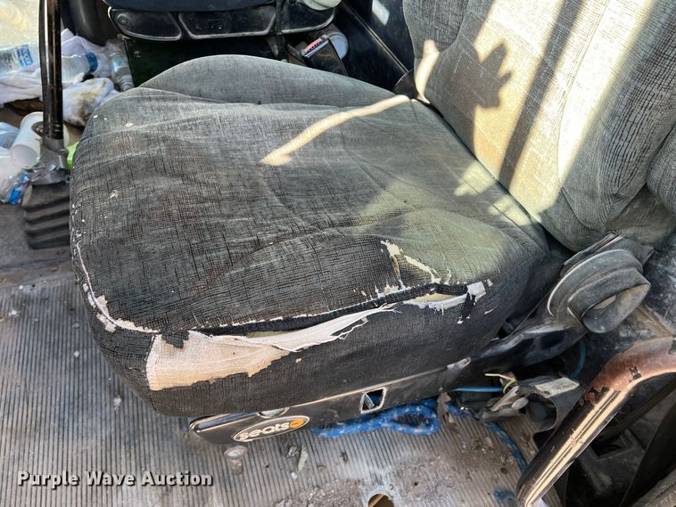 image for item DS2662 2006 Peterbilt 379  semi truck