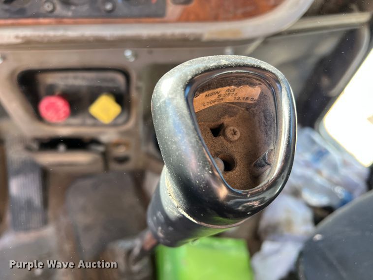 image for item DS2662 2006 Peterbilt 379  semi truck