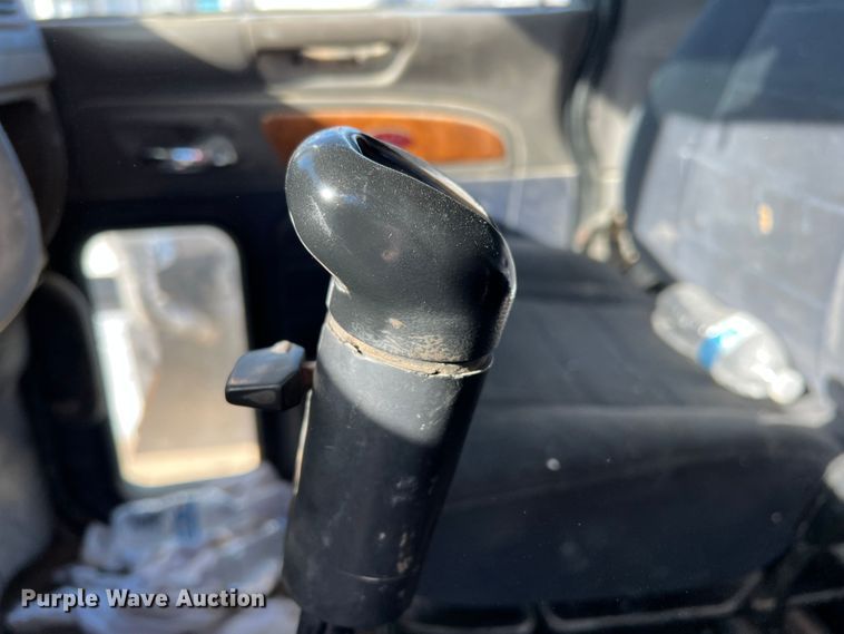 image for item DS2662 2006 Peterbilt 379  semi truck