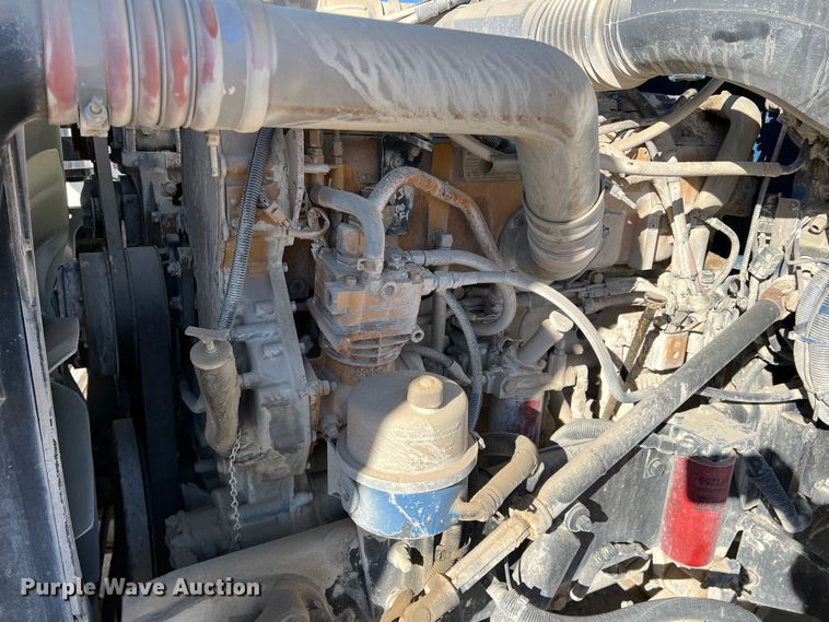 image for item DS2662 2006 Peterbilt 379  semi truck