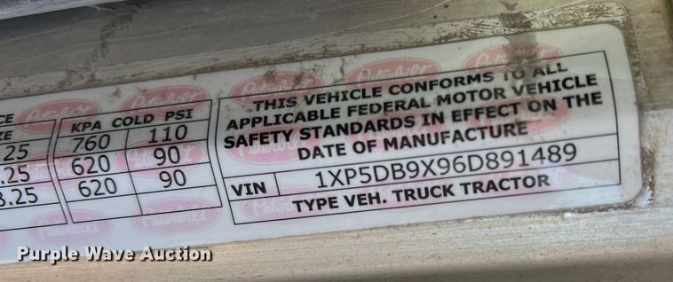 image for item DS2662 2006 Peterbilt 379  semi truck