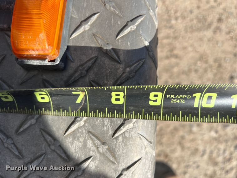 image for item DS2663 2011 Carry On  enclosed cargo trailer