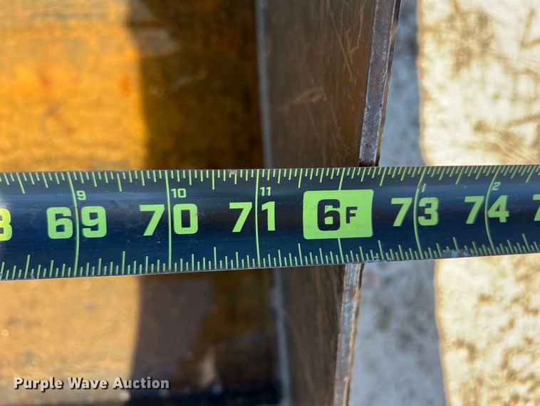 image for item DS2664 Mahindra 6010  MFWD tractor