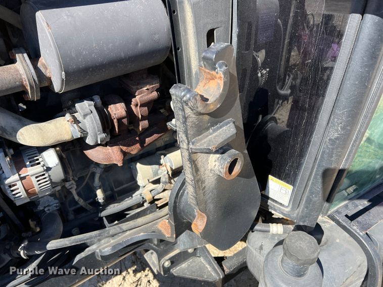 image for item DS2664 Mahindra 6010  MFWD tractor