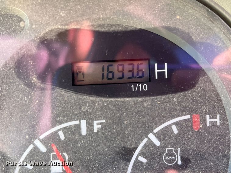 image for item DS2664 Mahindra 6010  MFWD tractor