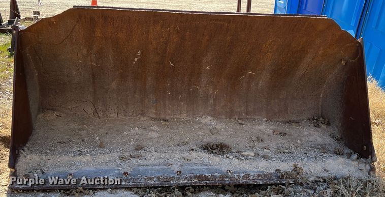 image for item DS2678 100"W bucket