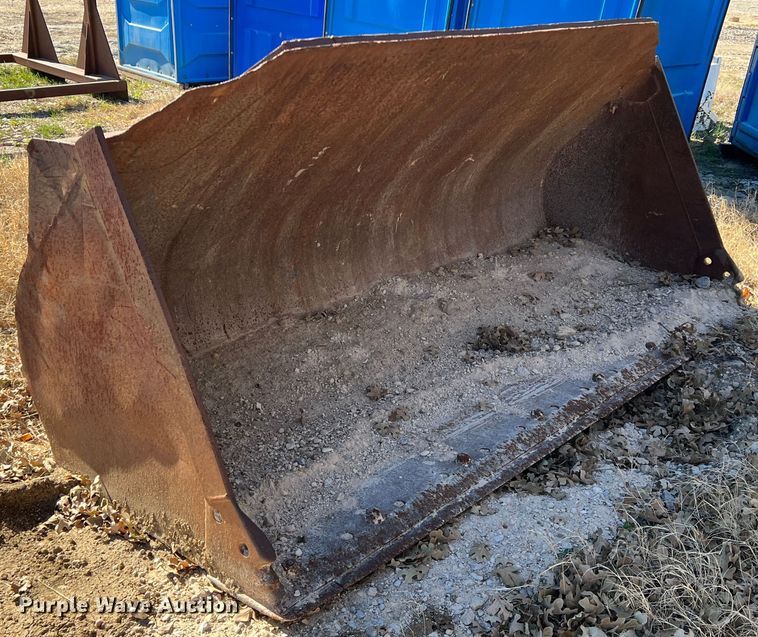 image for item DS2678 100"W bucket