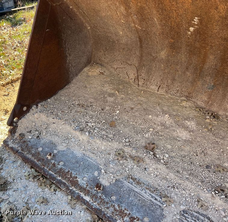 image for item DS2678 100"W bucket