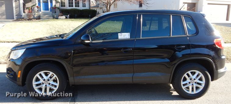 image for item DS6312 2011 Volkswagen Tiguan SE SUV
