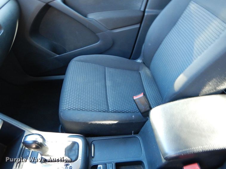 image for item DS6312 2011 Volkswagen Tiguan SE SUV