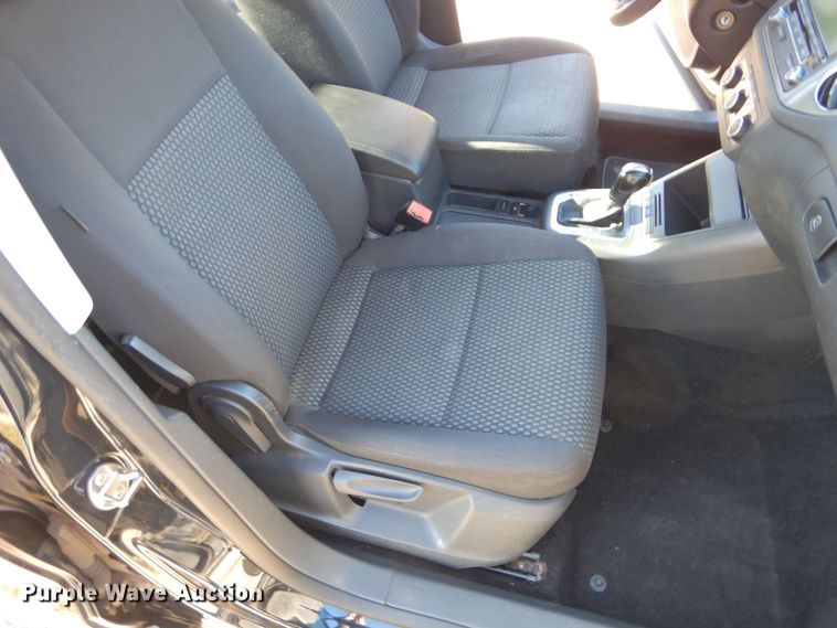 image for item DS6312 2011 Volkswagen Tiguan SE SUV