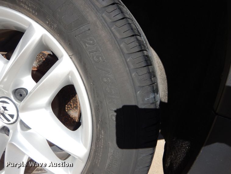 image for item DS6312 2011 Volkswagen Tiguan SE SUV