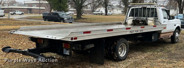 image for item ID9304 1996 Ford F450  rollback truck