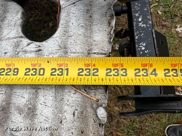 image for item ID9304 1996 Ford F450  rollback truck