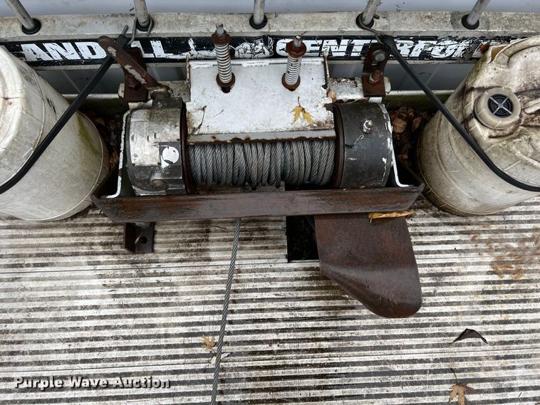 image for item ID9304 1996 Ford F450  rollback truck