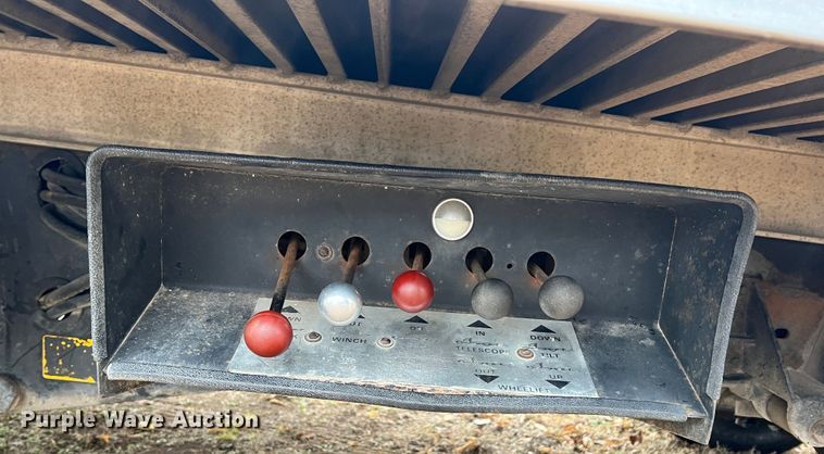 image for item ID9304 1996 Ford F450  rollback truck