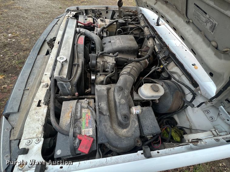 image for item ID9304 1996 Ford F450  rollback truck