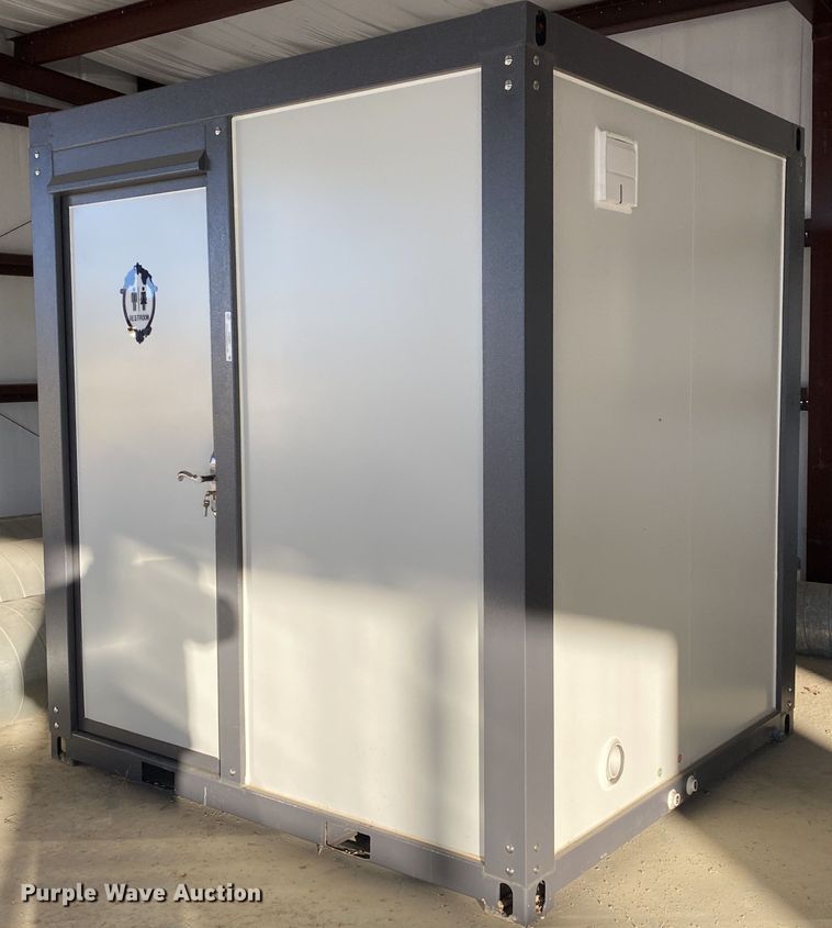 image for item IG9885 Portable restroom