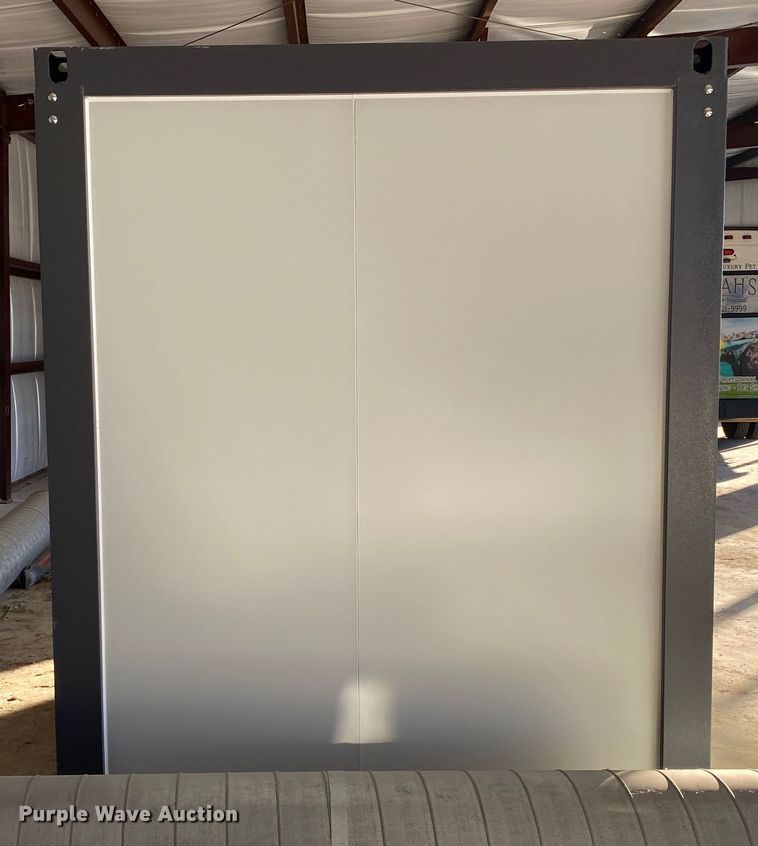 image for item IG9885 Portable restroom