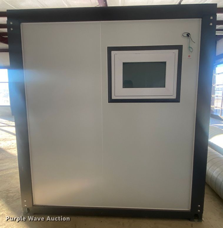 image for item IG9885 Portable restroom