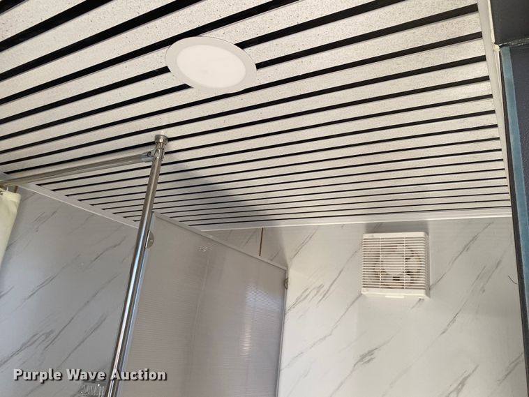 image for item IG9885 Portable restroom