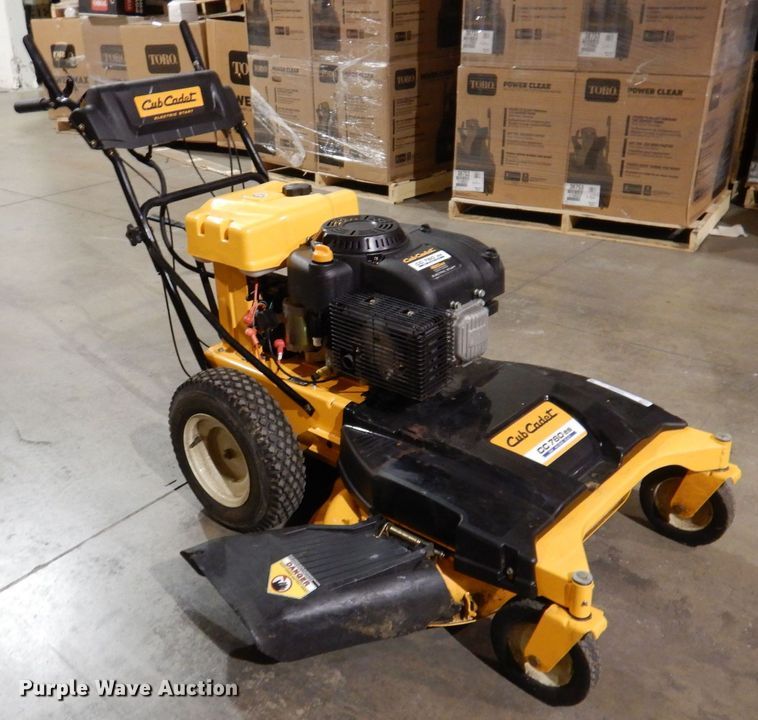 image for item IO9250 2013 Cub Cadet  lawn mower