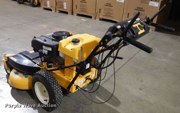 image for item IO9250 2013 Cub Cadet  lawn mower