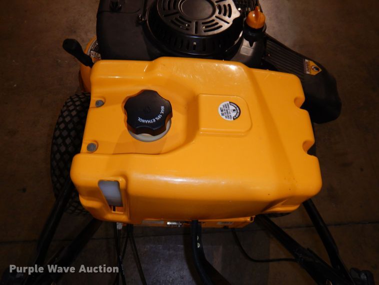 image for item IO9250 2013 Cub Cadet  lawn mower