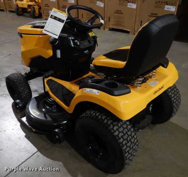 image for item IO9251 2022 Cub Cadet LT46  lawn mower