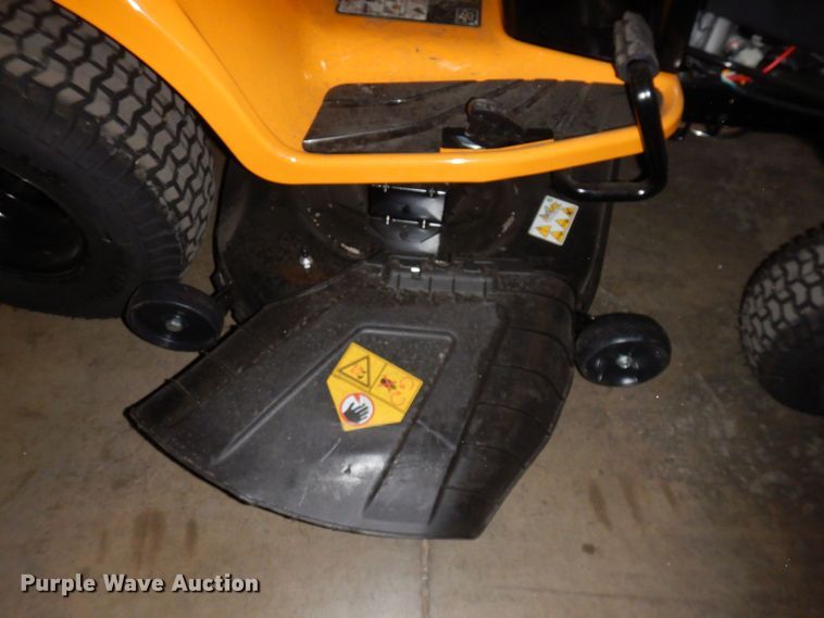 image for item IO9251 2022 Cub Cadet LT46  lawn mower