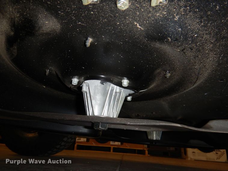 image for item IO9251 2022 Cub Cadet LT46  lawn mower