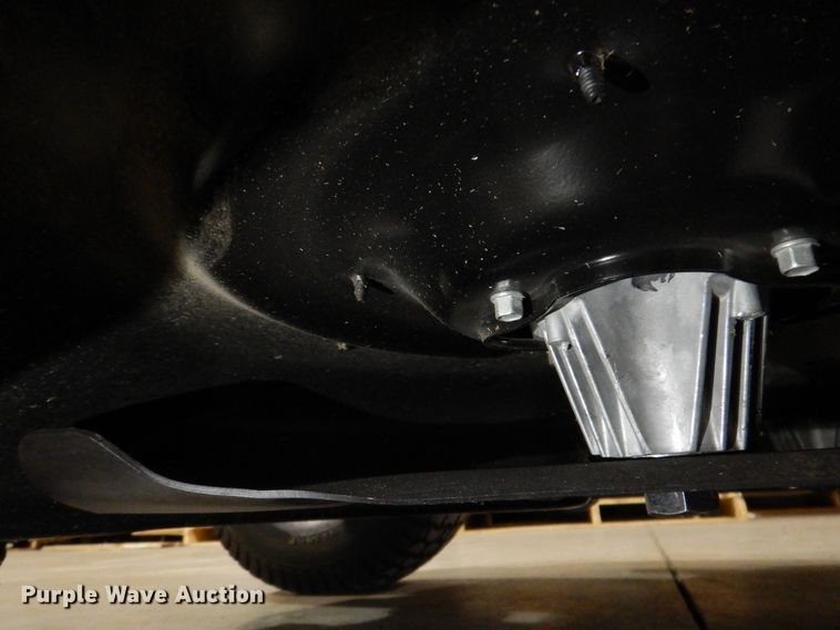 image for item IO9251 2022 Cub Cadet LT46  lawn mower