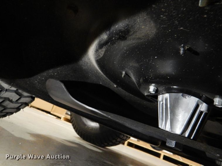 image for item IO9251 2022 Cub Cadet LT46  lawn mower