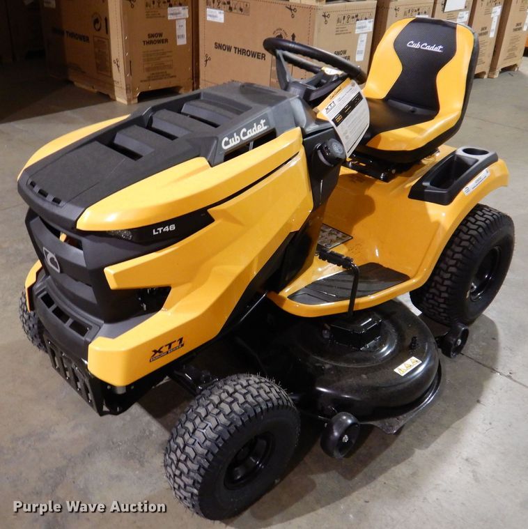 image for item IO9252 2022 Cub Cadet LT46  lawn mower