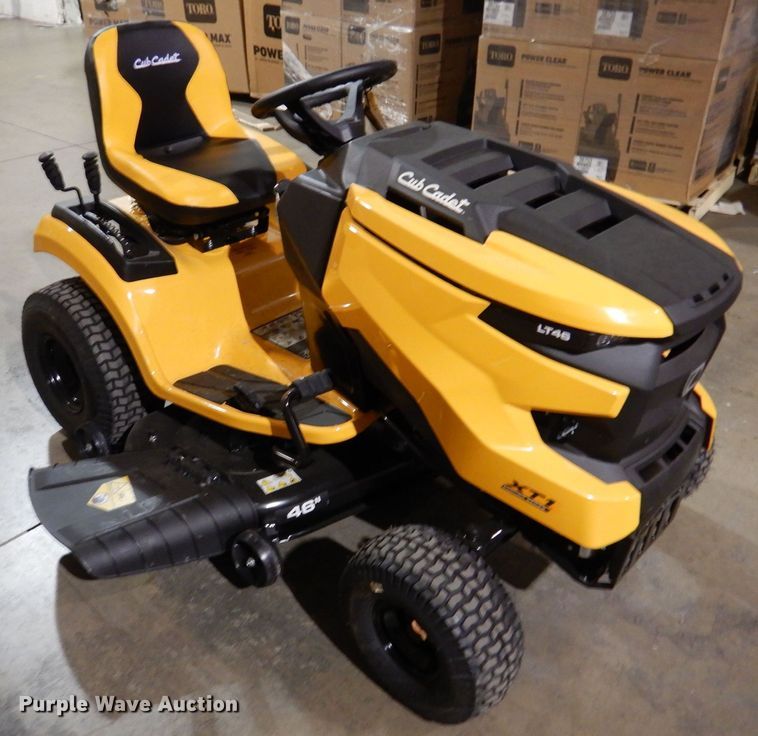 image for item IO9252 2022 Cub Cadet LT46  lawn mower