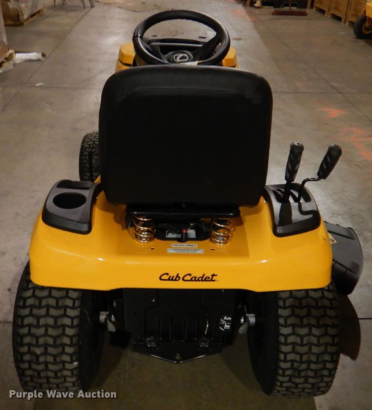 image for item IO9252 2022 Cub Cadet LT46  lawn mower