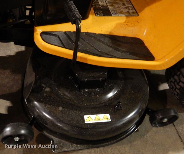 image for item IO9252 2022 Cub Cadet LT46  lawn mower